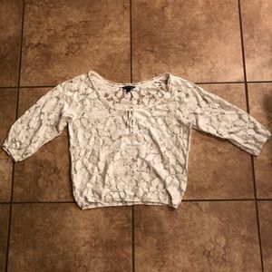 American Eagle lace top